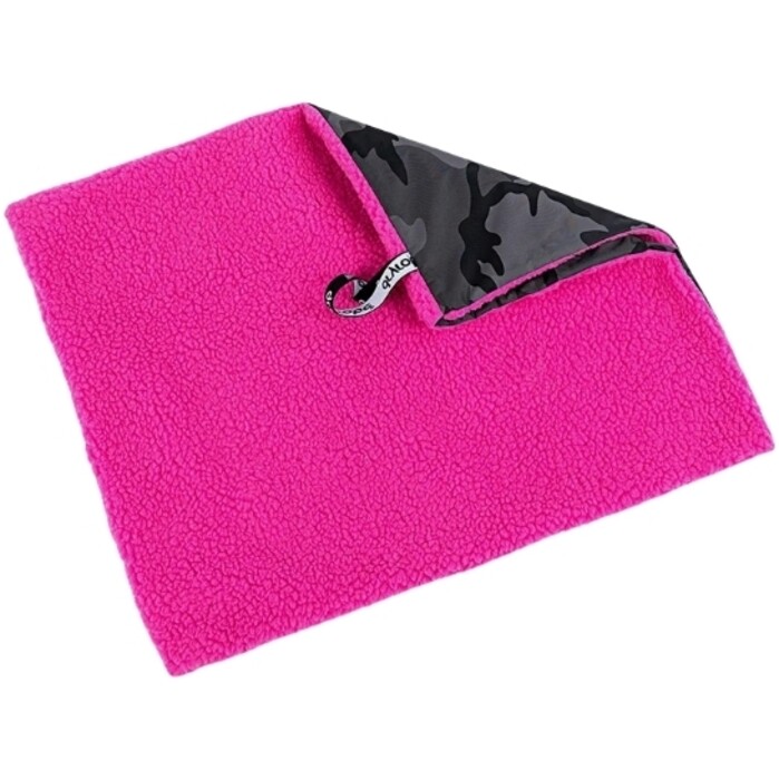 2024 Dryrobe Cushion Cover V3 DRYCC2 - Black Camouflage Pink